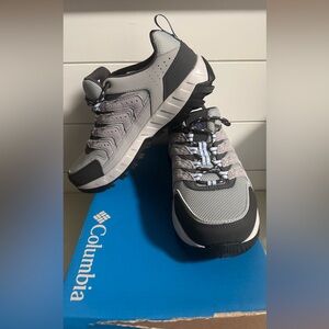 New Columbia Black and Gray Trail Shoes